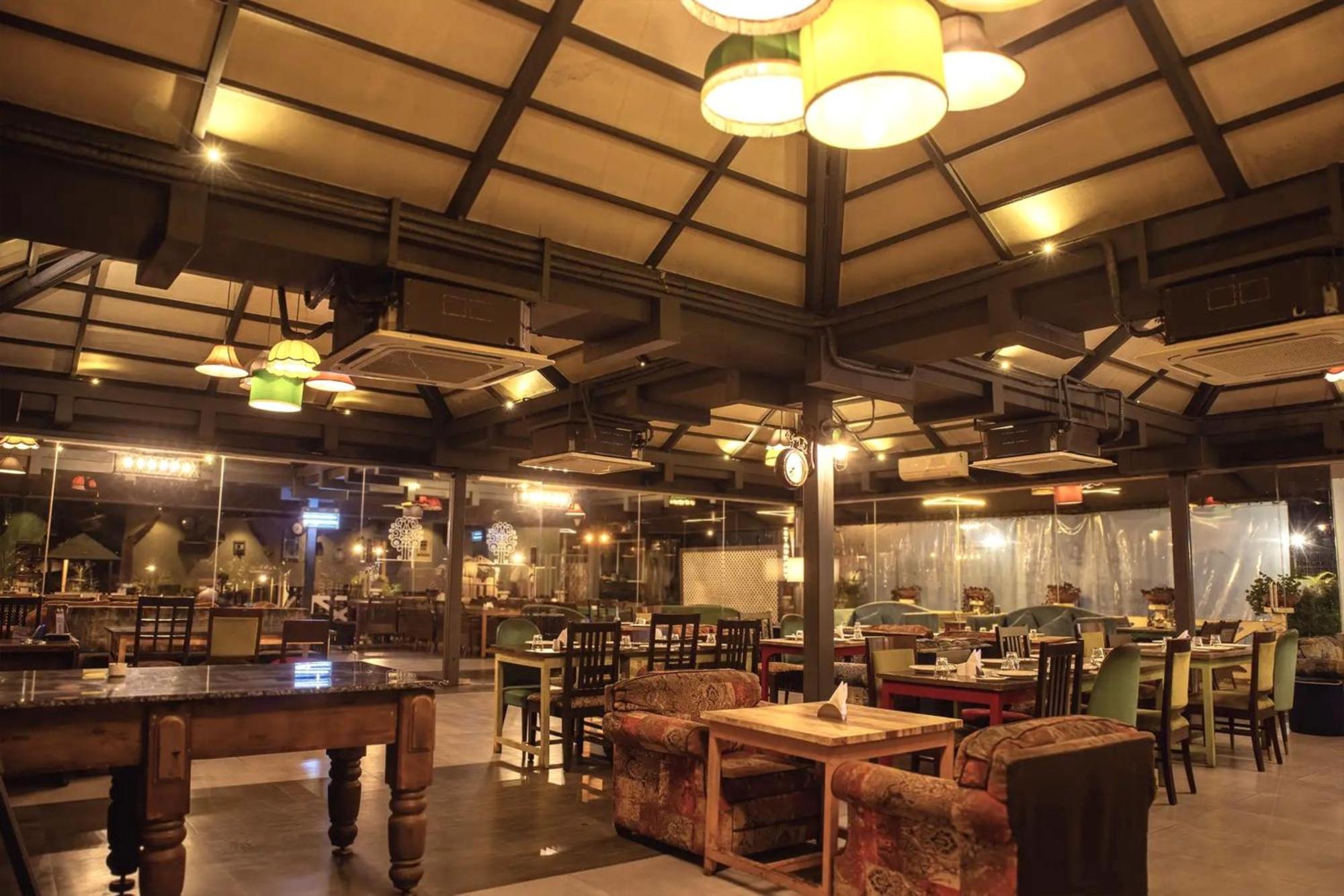 Mahābaleshwar Basilica Resort - Where Luxury Redefines מראה חיצוני תמונה