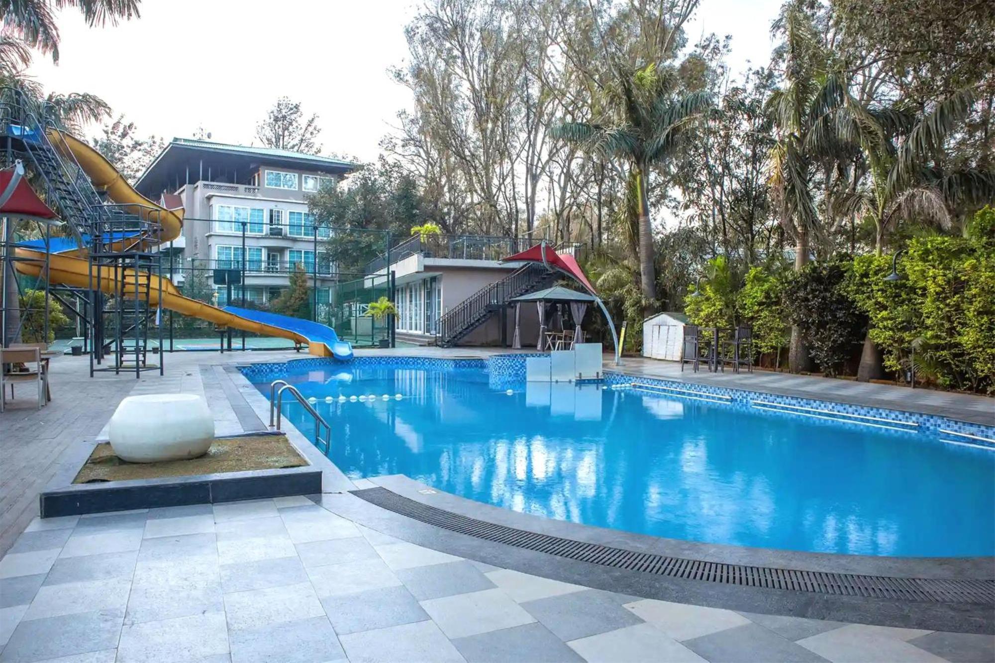Mahābaleshwar Basilica Resort - Where Luxury Redefines מראה חיצוני תמונה