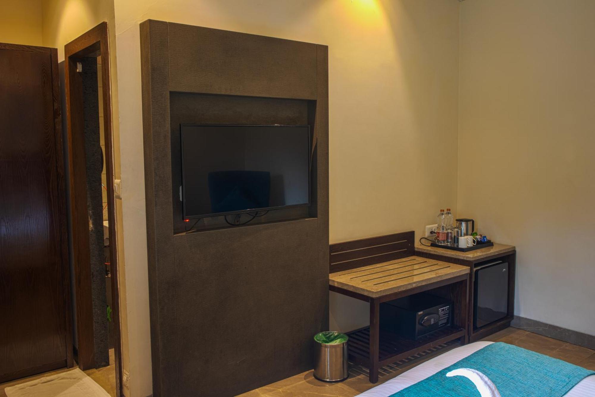 Mahābaleshwar Basilica Resort - Where Luxury Redefines מראה חיצוני תמונה