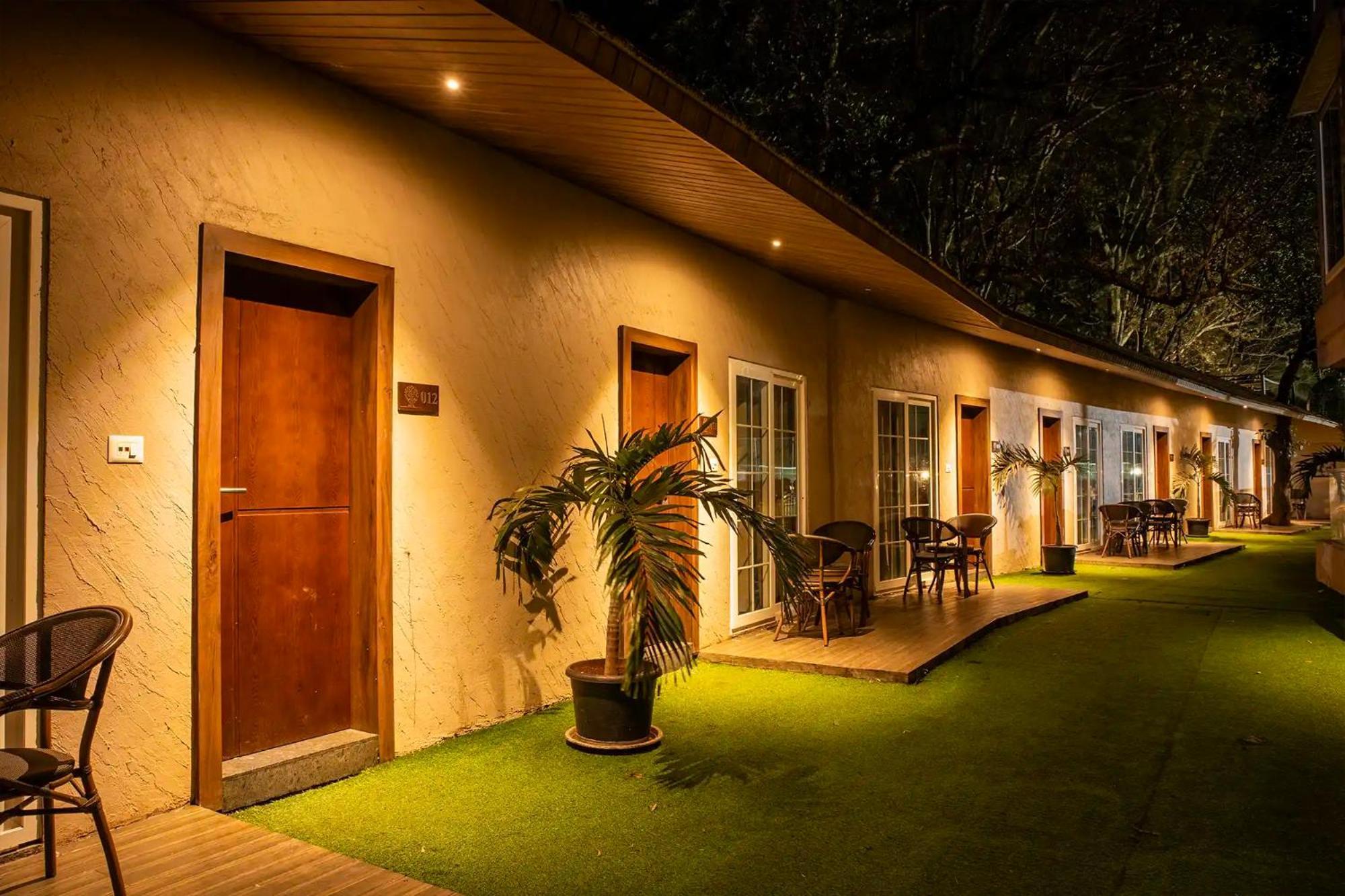 Mahābaleshwar Basilica Resort - Where Luxury Redefines מראה חיצוני תמונה